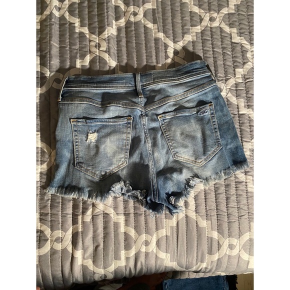 Shorts - Picture 2 of 2